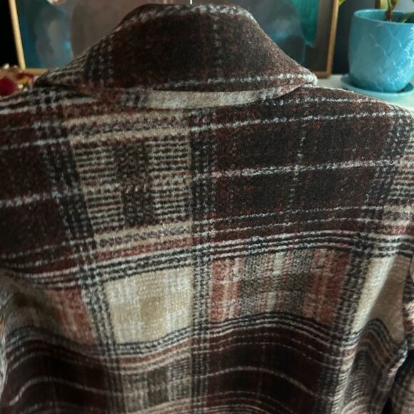 Ricki's Plaid Cropped Blazer in Brown and Cream XS - Picture 8 of 16